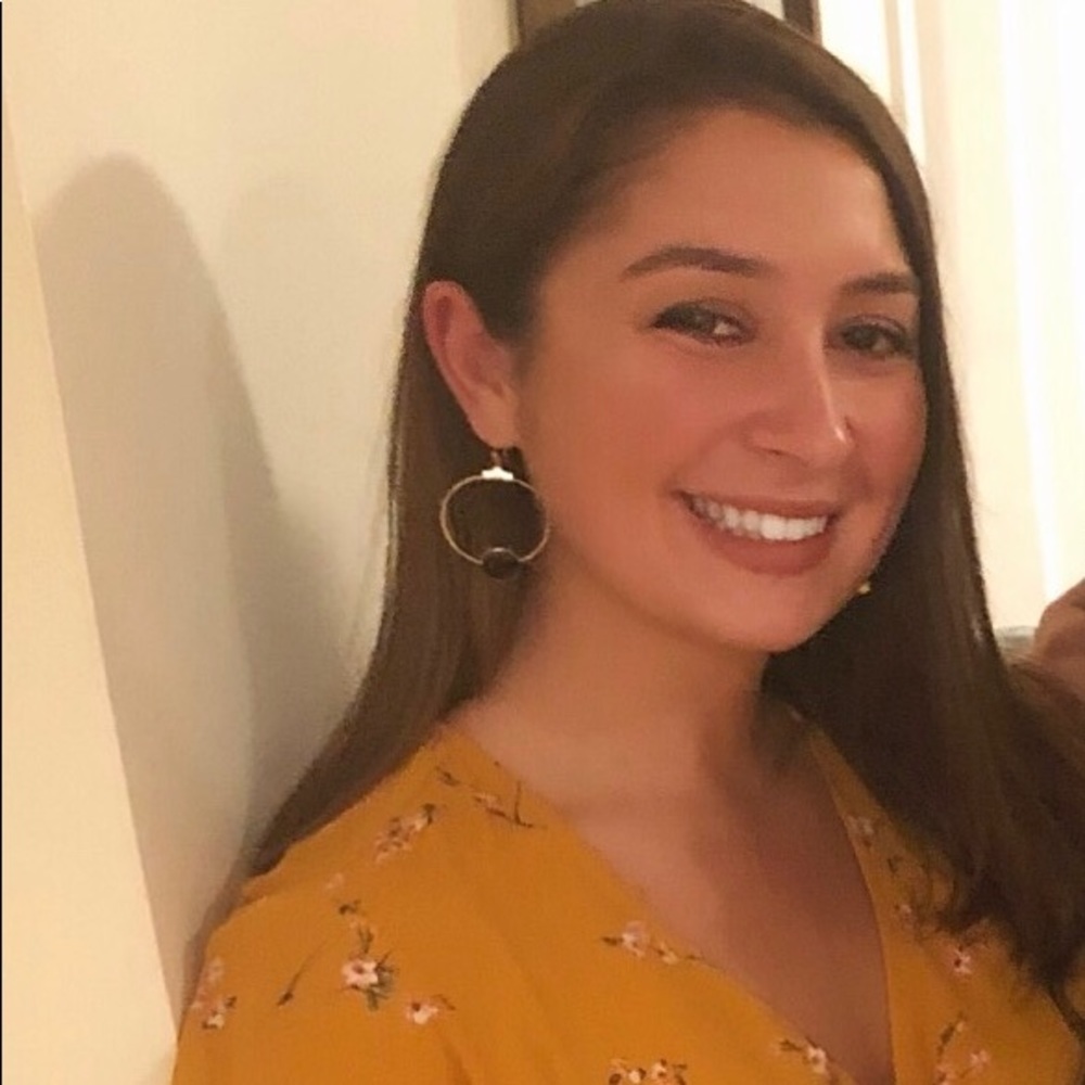 Meet your Posher, Steph